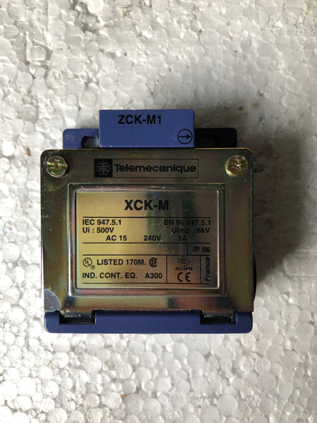 x3 Telemecanique ZCK M1 64662